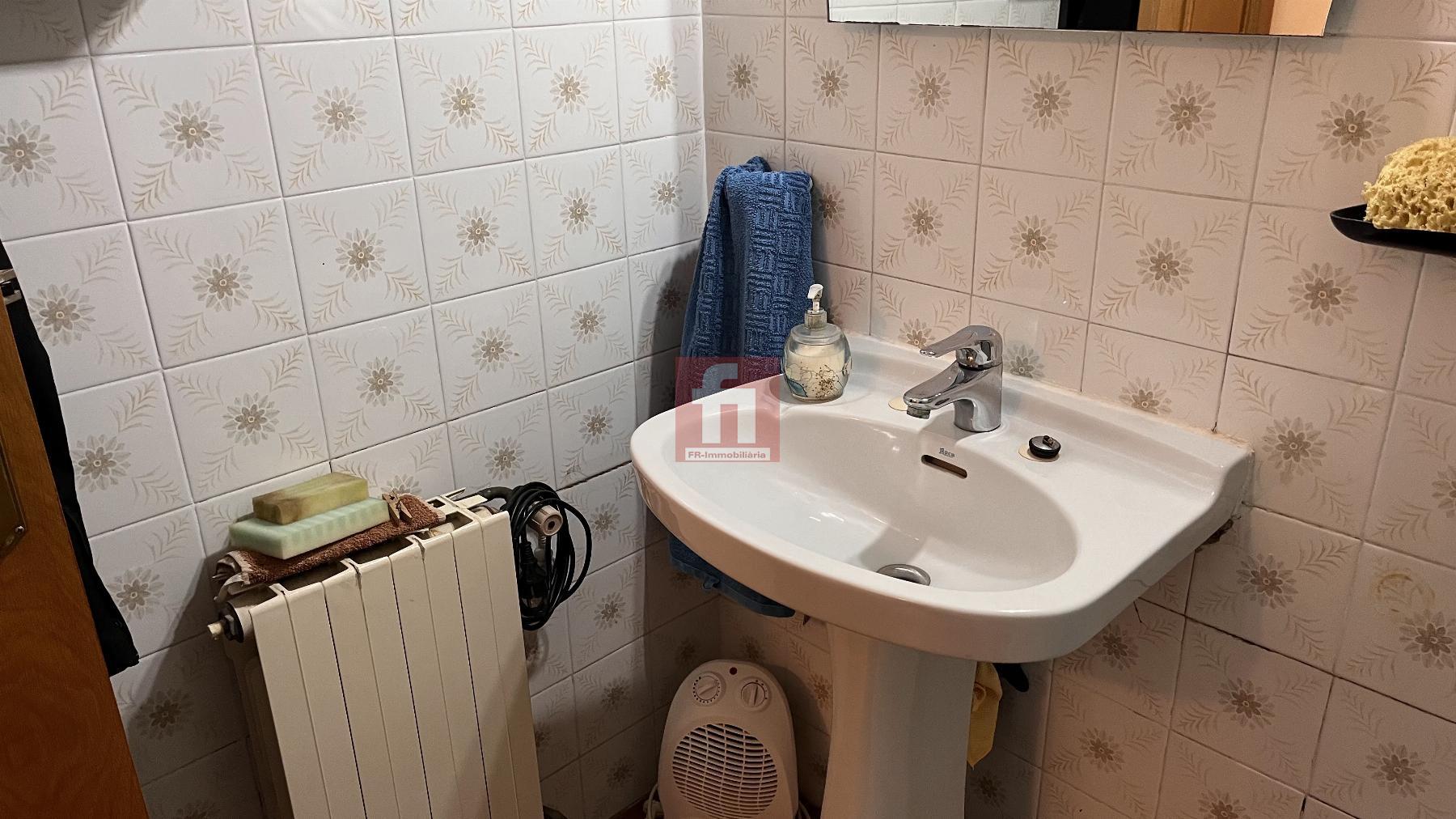 For sale of house in Banyeres del Penedès