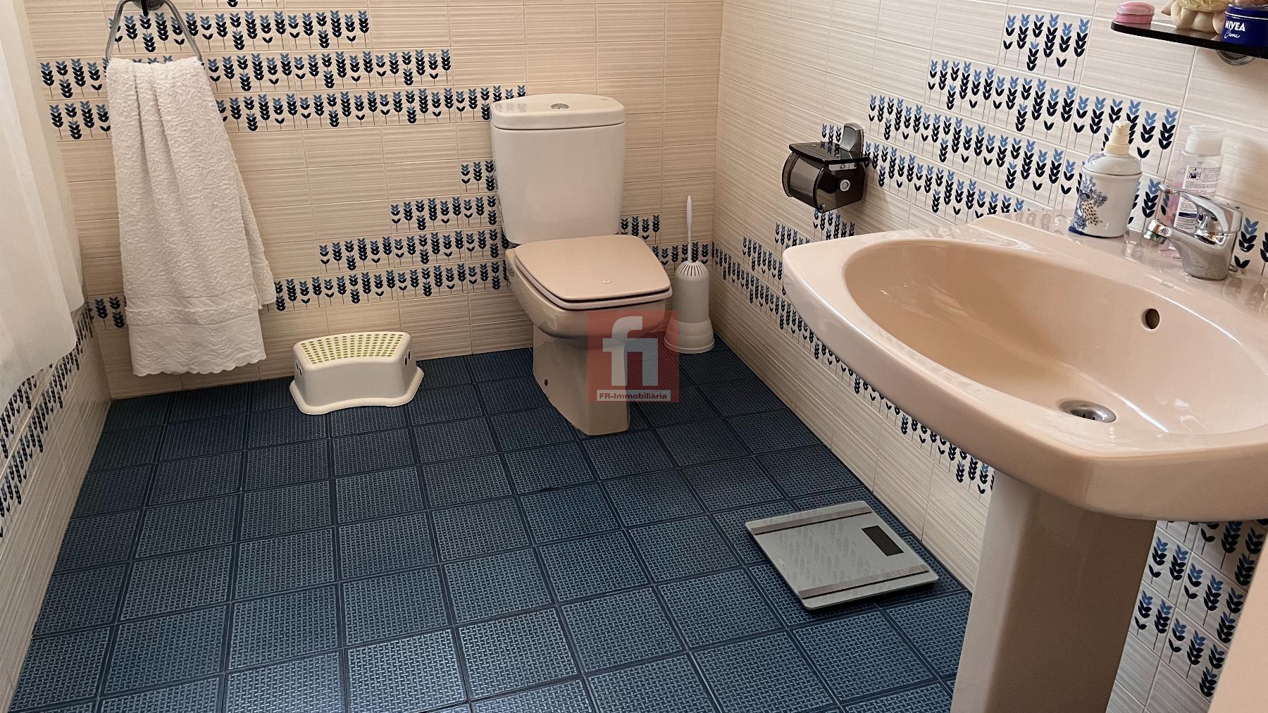 For sale of house in Banyeres del Penedès