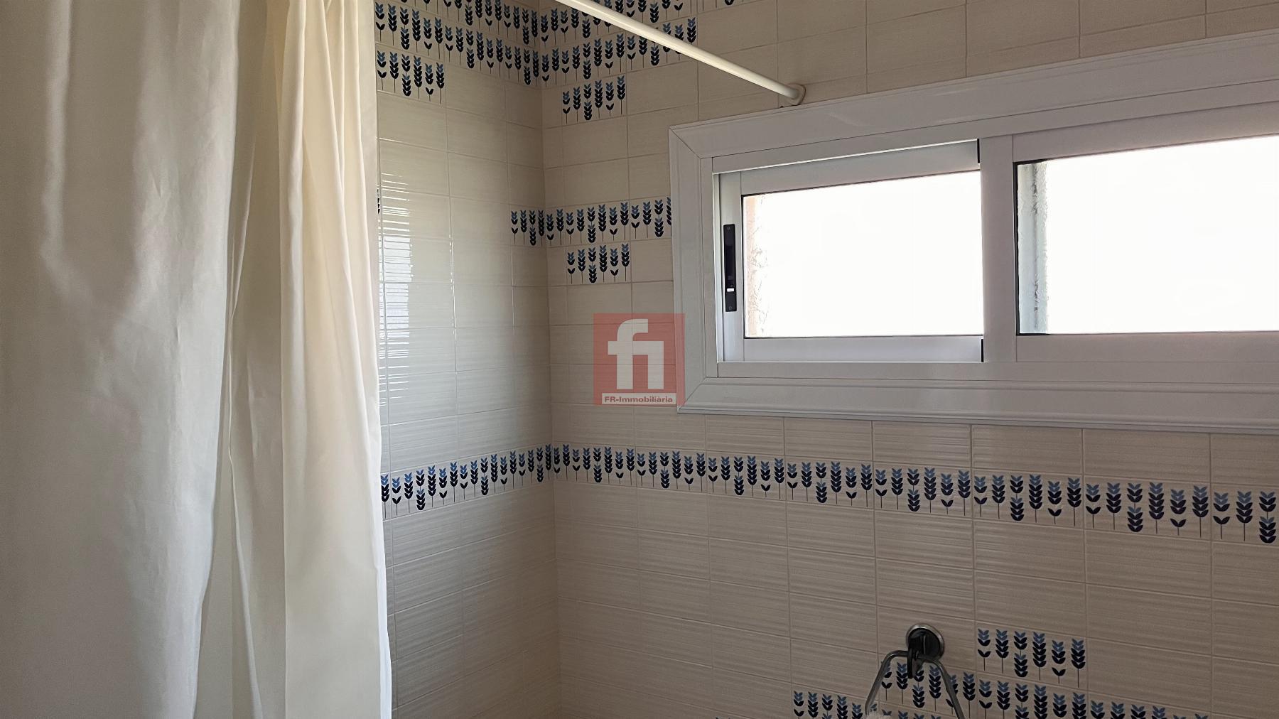 For sale of house in Banyeres del Penedès