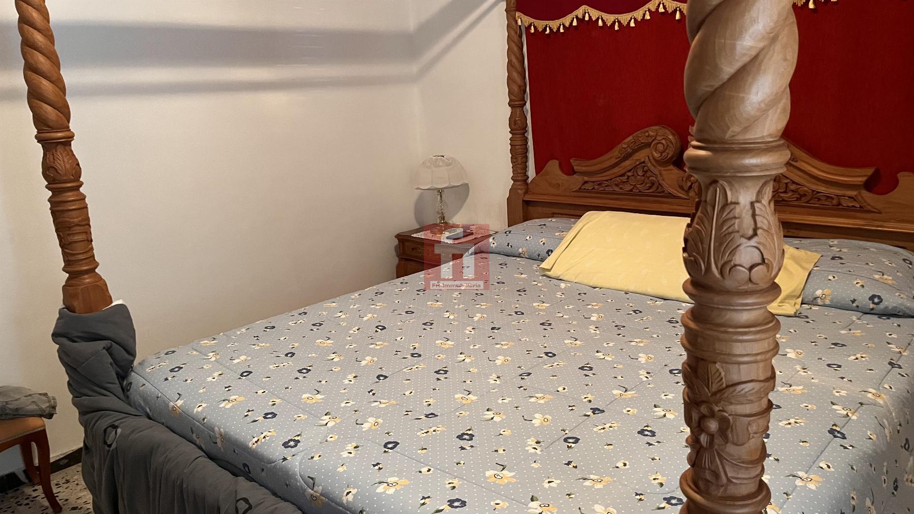 For sale of house in Banyeres del Penedès
