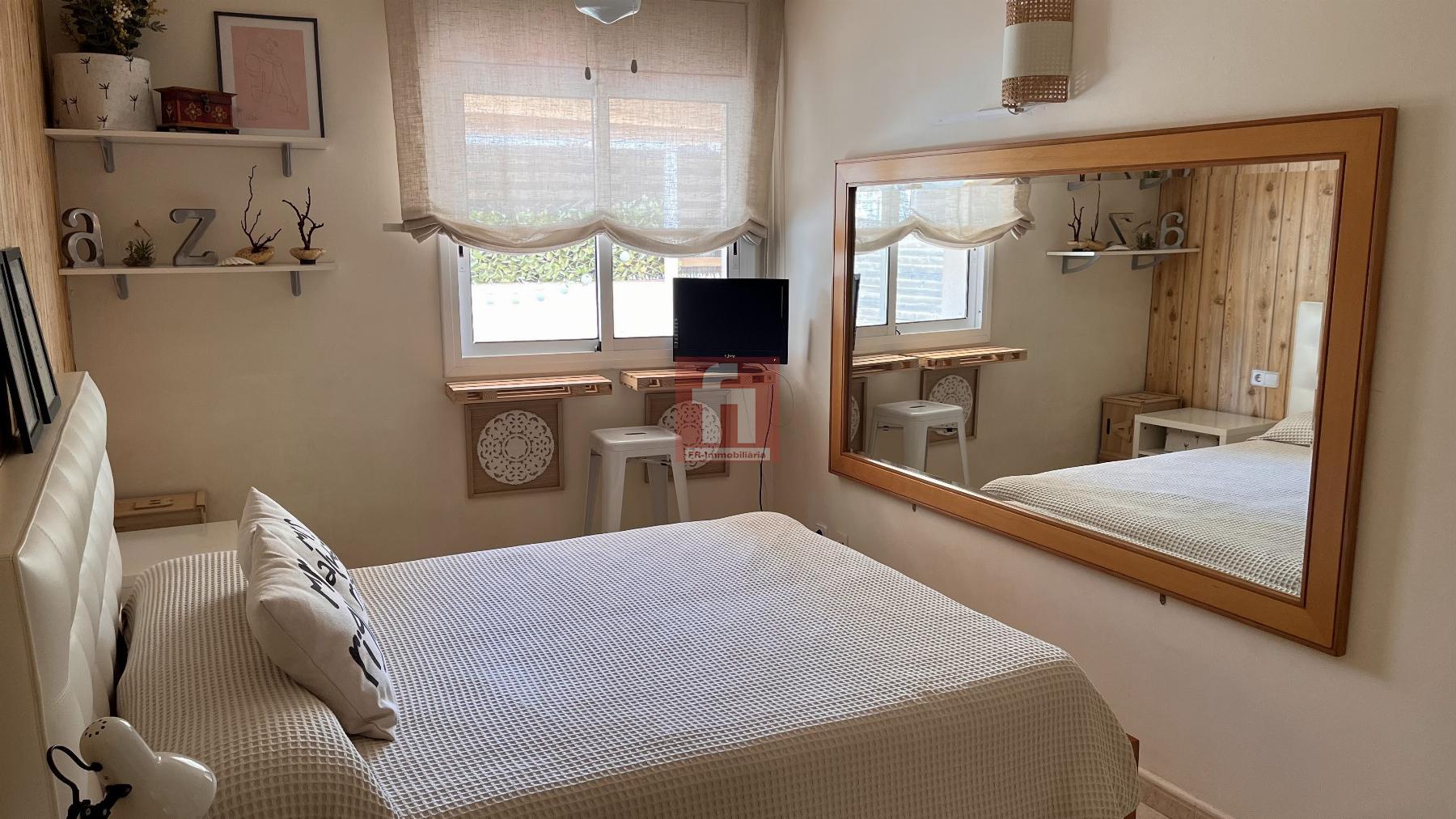 For sale of flat in Calafell