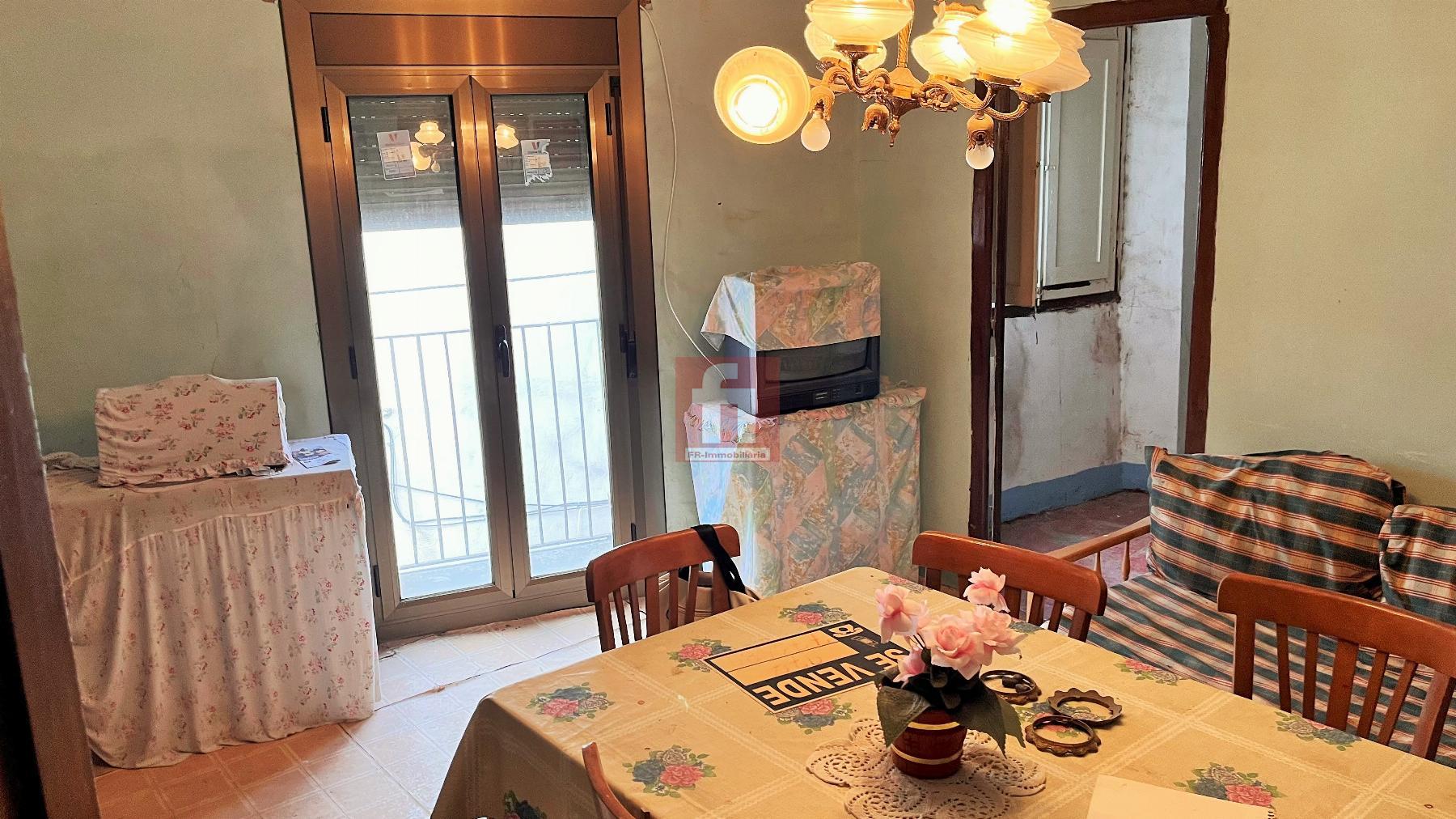 Zu verkaufen von haus in
 Montblanc