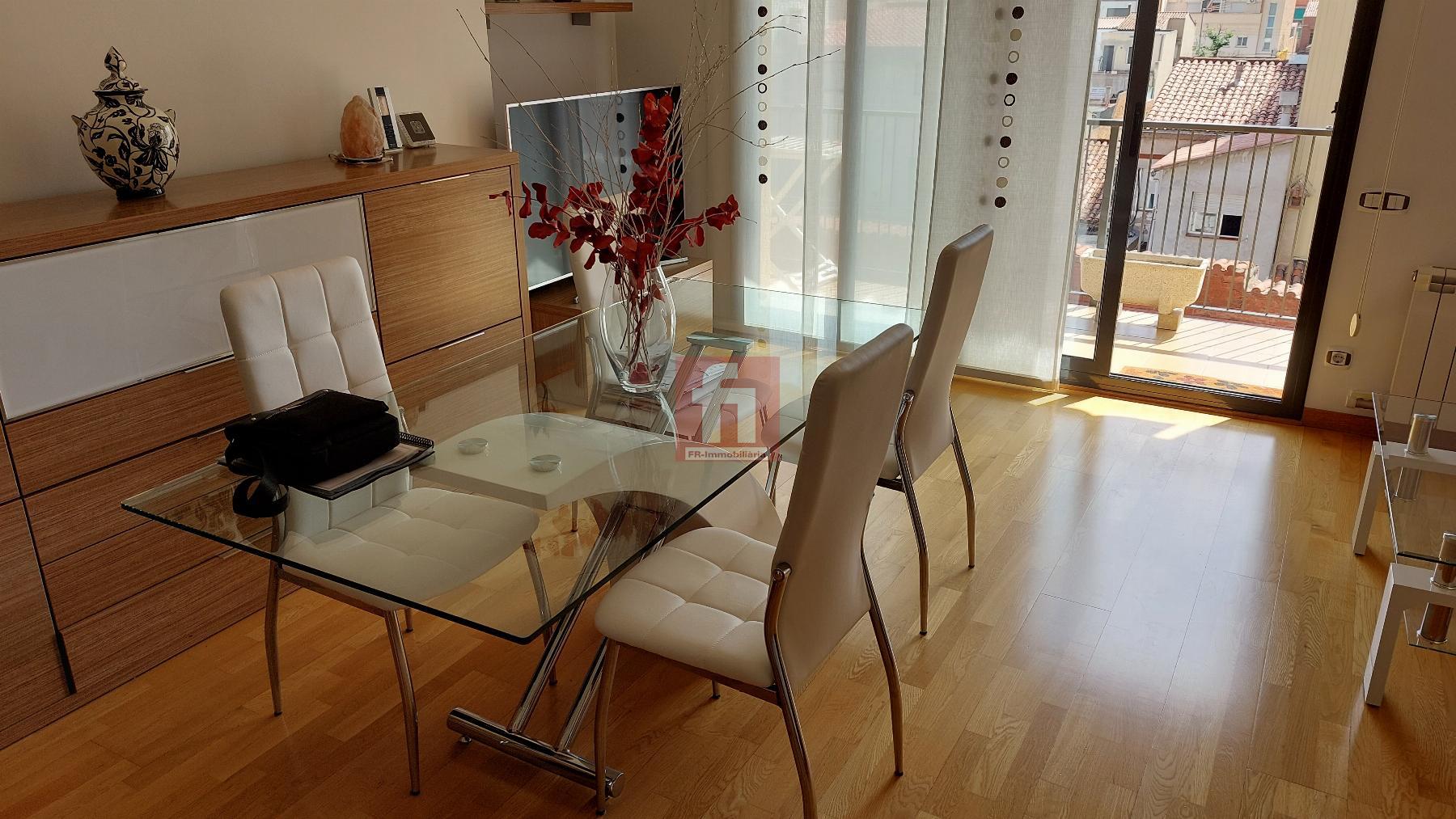 For sale of penthouse in Sabadell