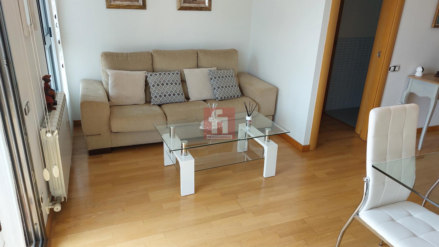 For sale of penthouse in Sabadell