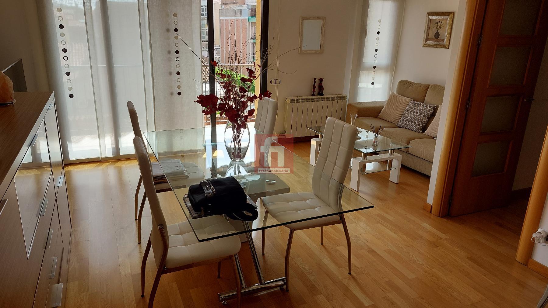 For sale of penthouse in Sabadell