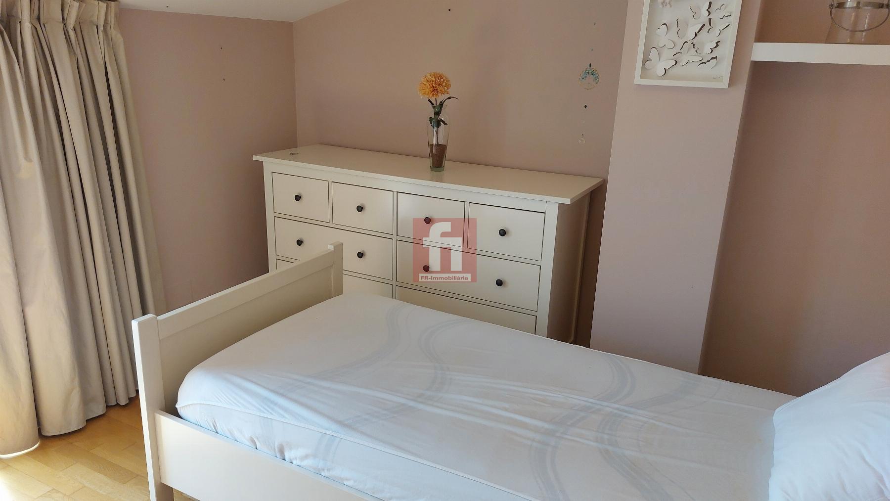 For sale of penthouse in Sabadell