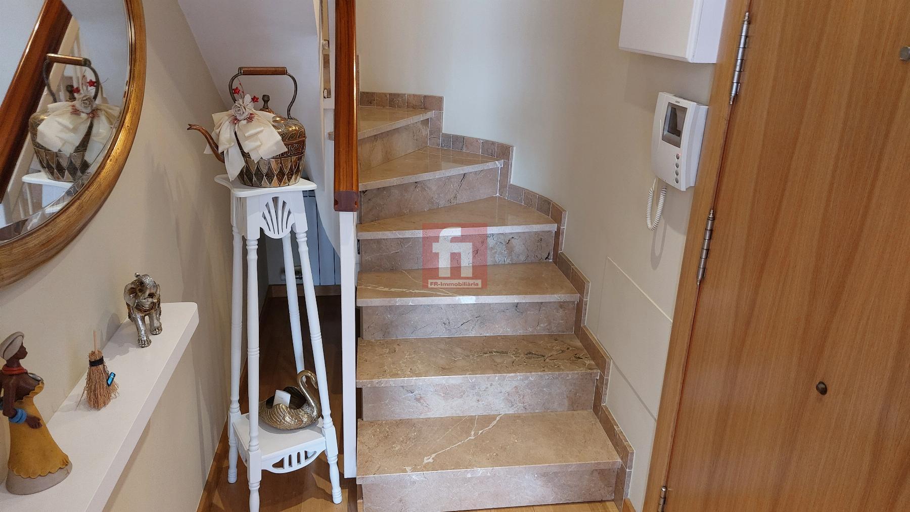 For sale of penthouse in Sabadell