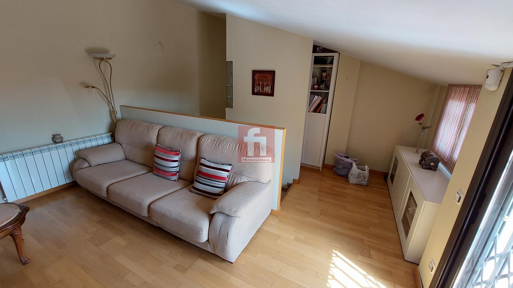 For sale of penthouse in Sabadell