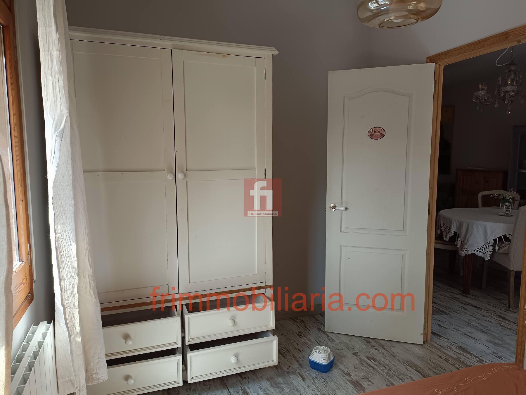 For rent of ground floor in La Torre de Claramunt