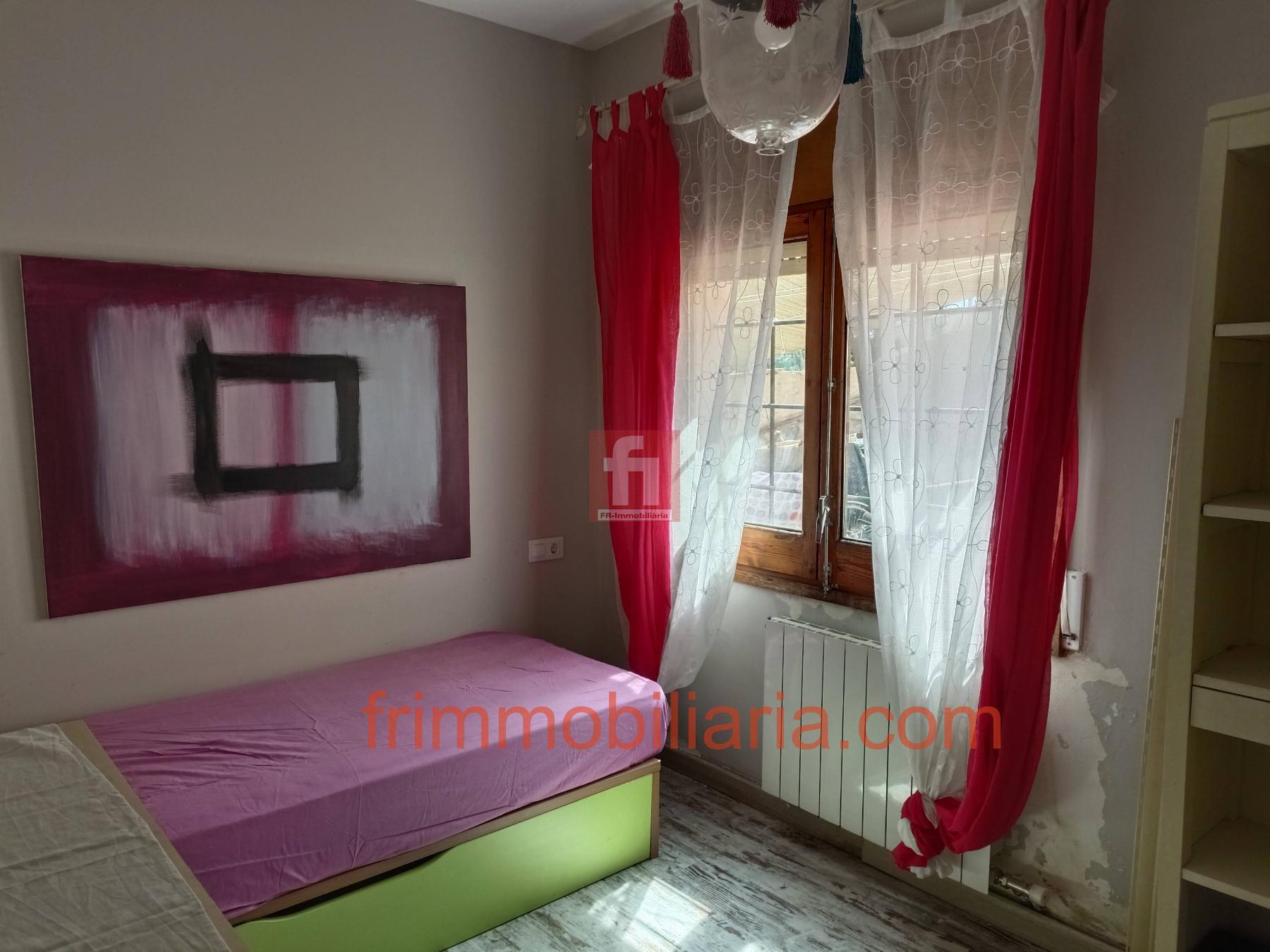 For rent of ground floor in La Torre de Claramunt