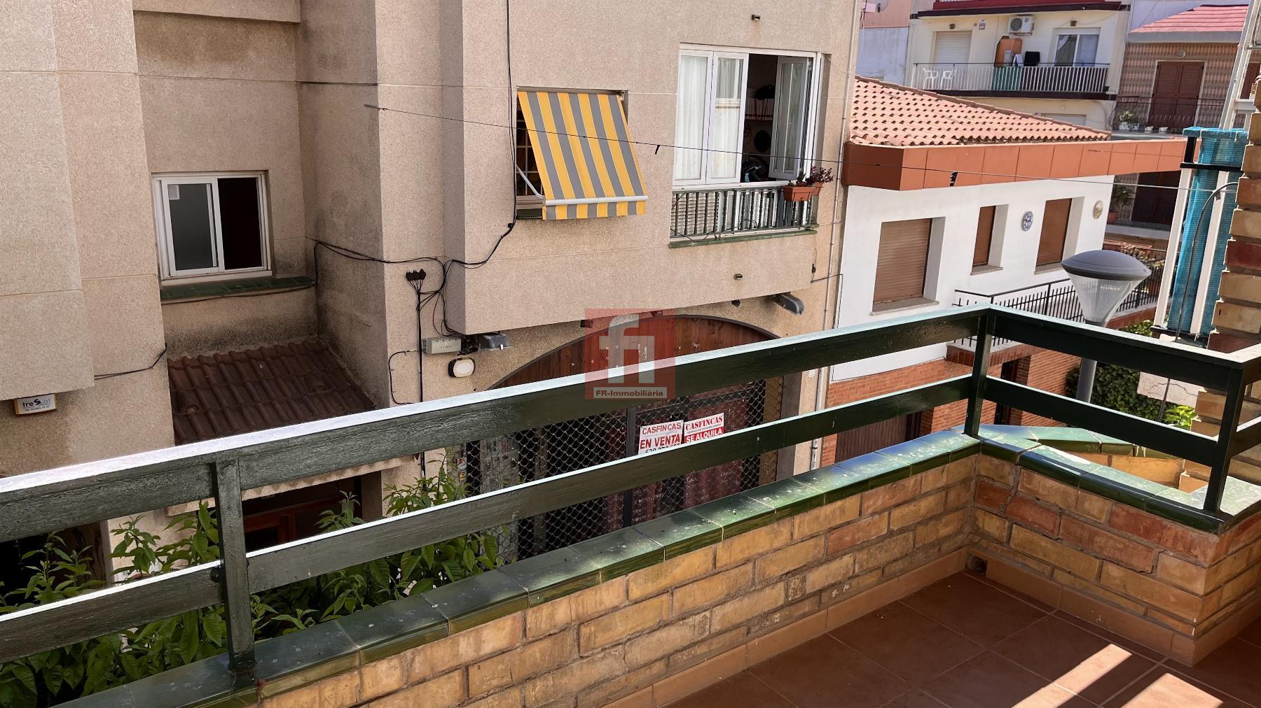 For sale of flat in Cunit