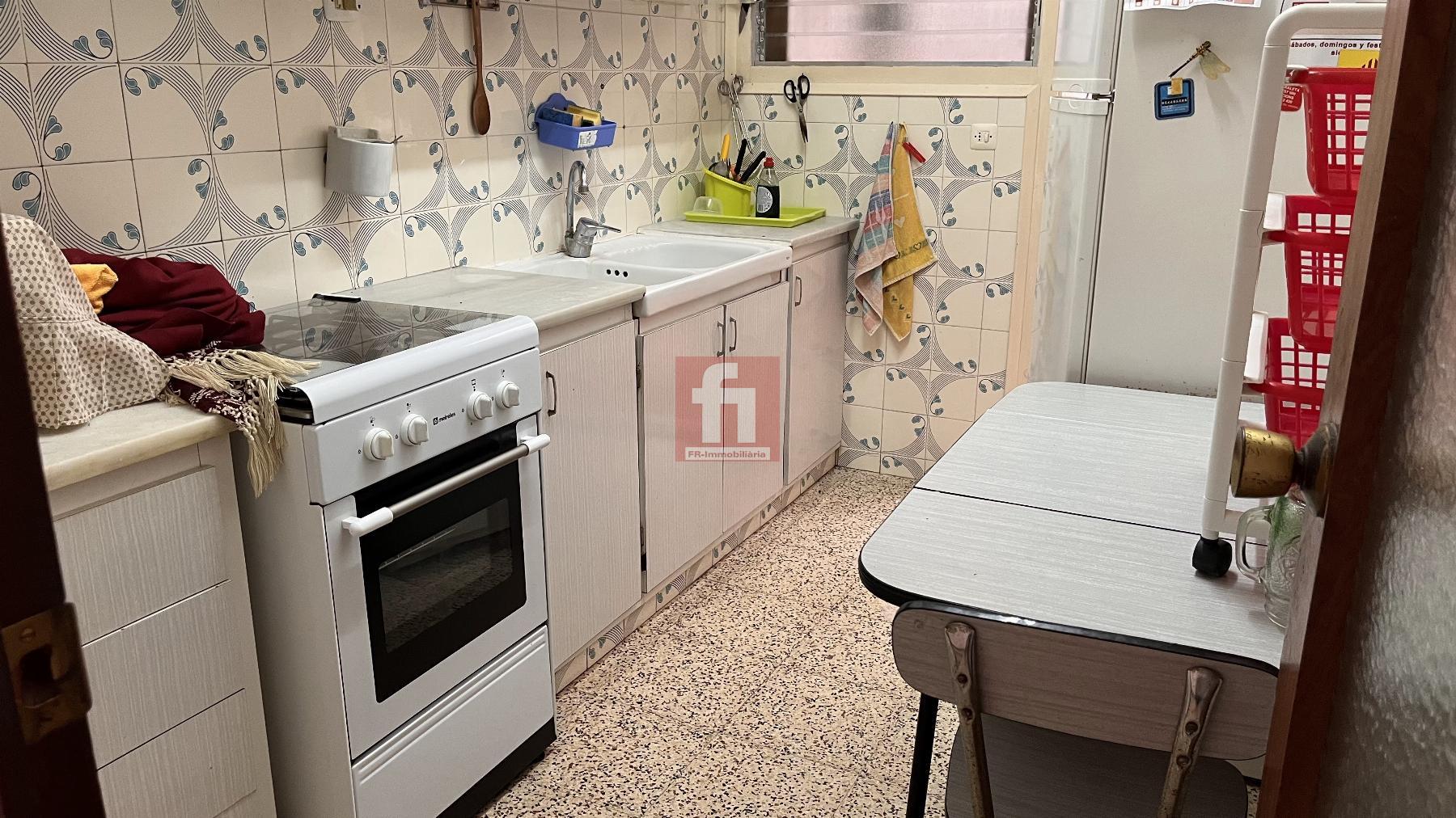 For sale of house in Arboç l