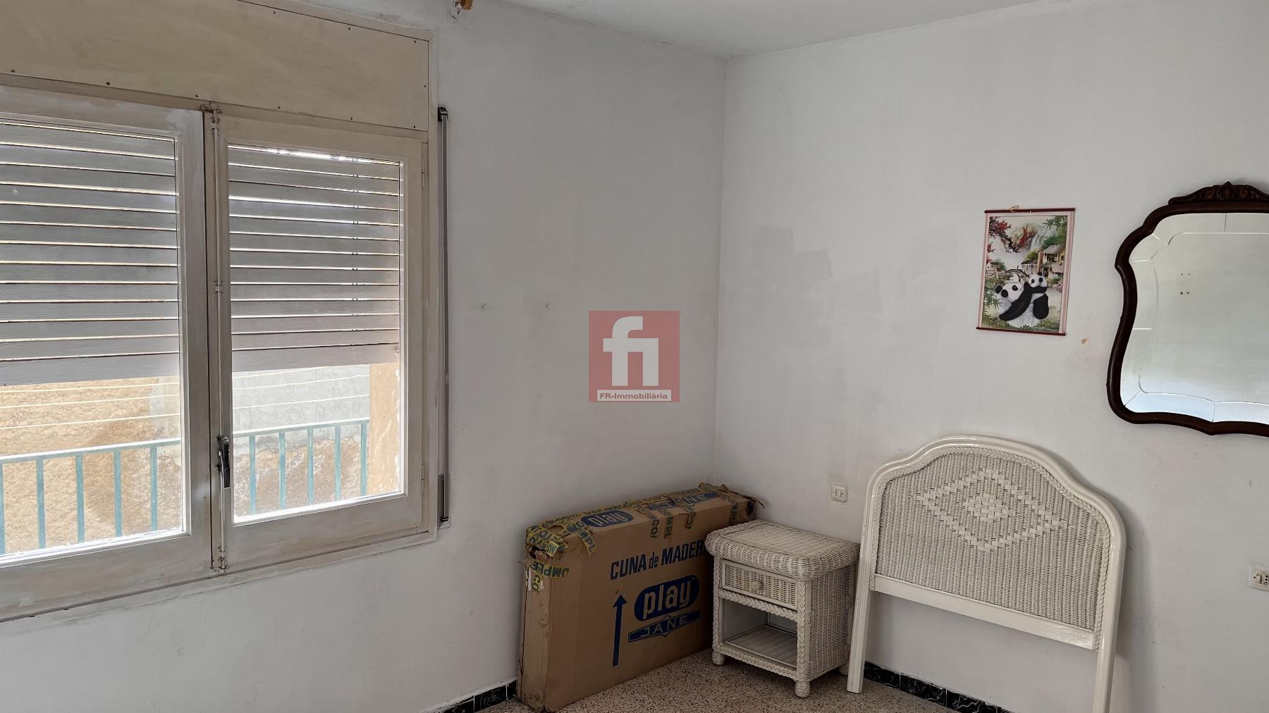 For sale of house in Arboç l