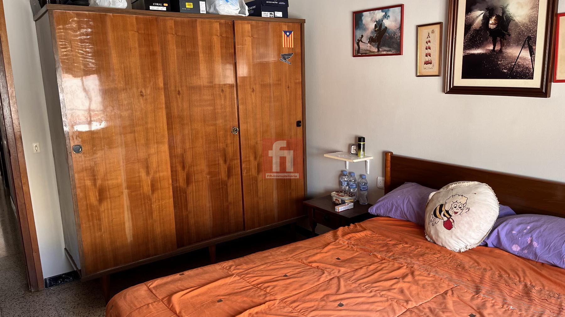 For sale of house in Arboç l