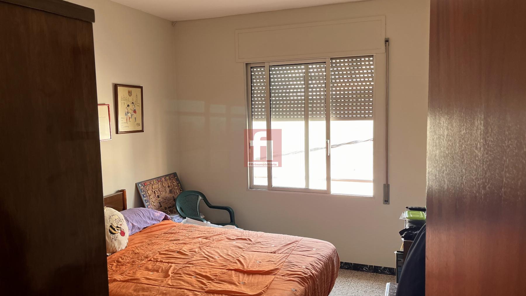 For sale of house in Arboç l