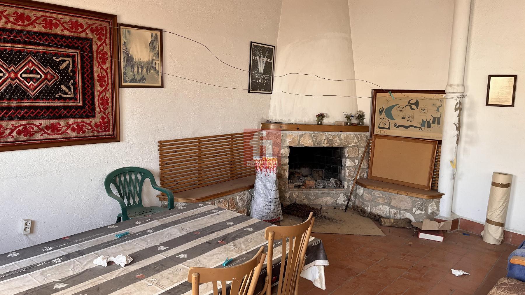 For sale of house in Arboç l