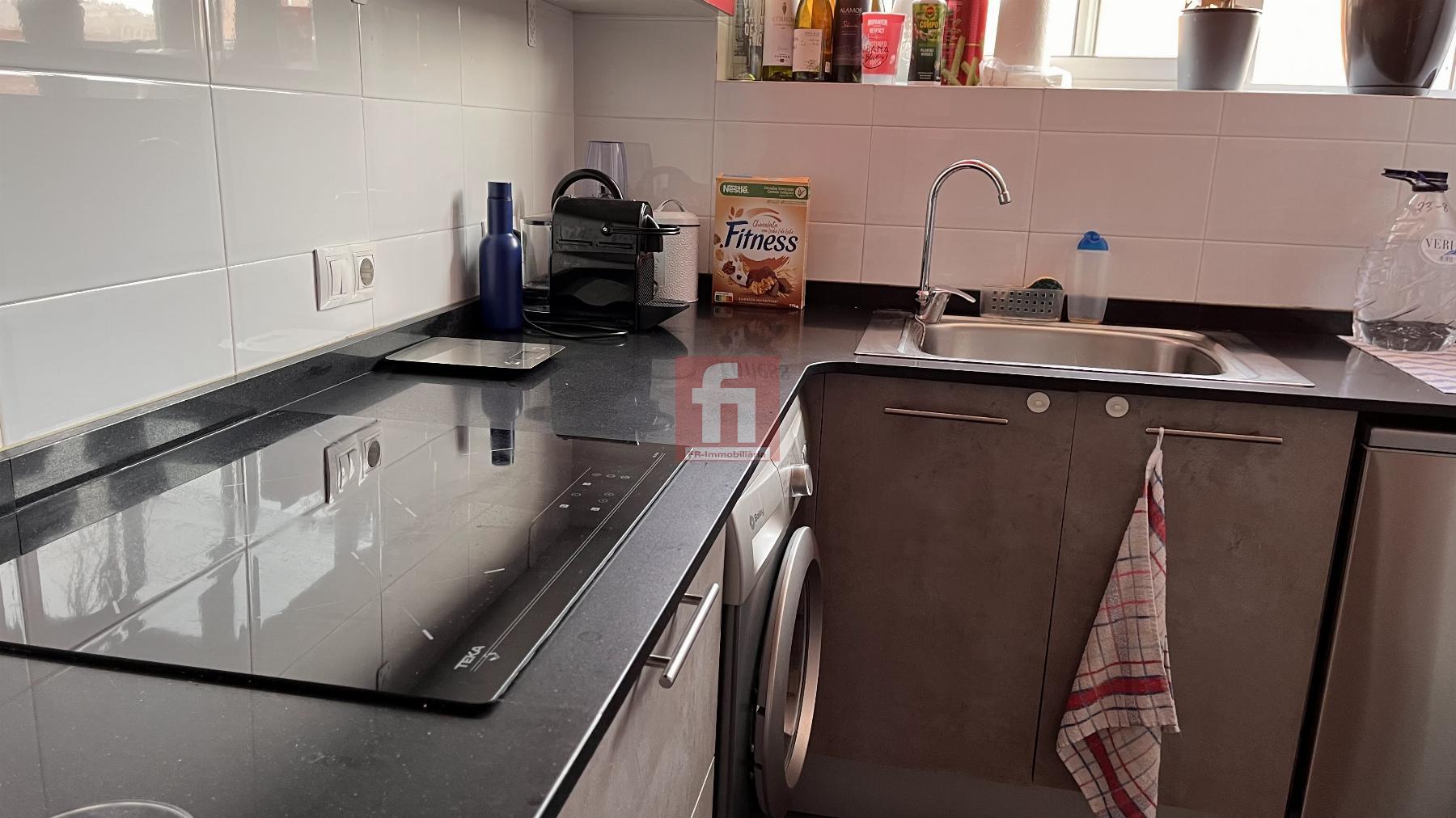 For sale of flat in Vilanova i la Geltrú