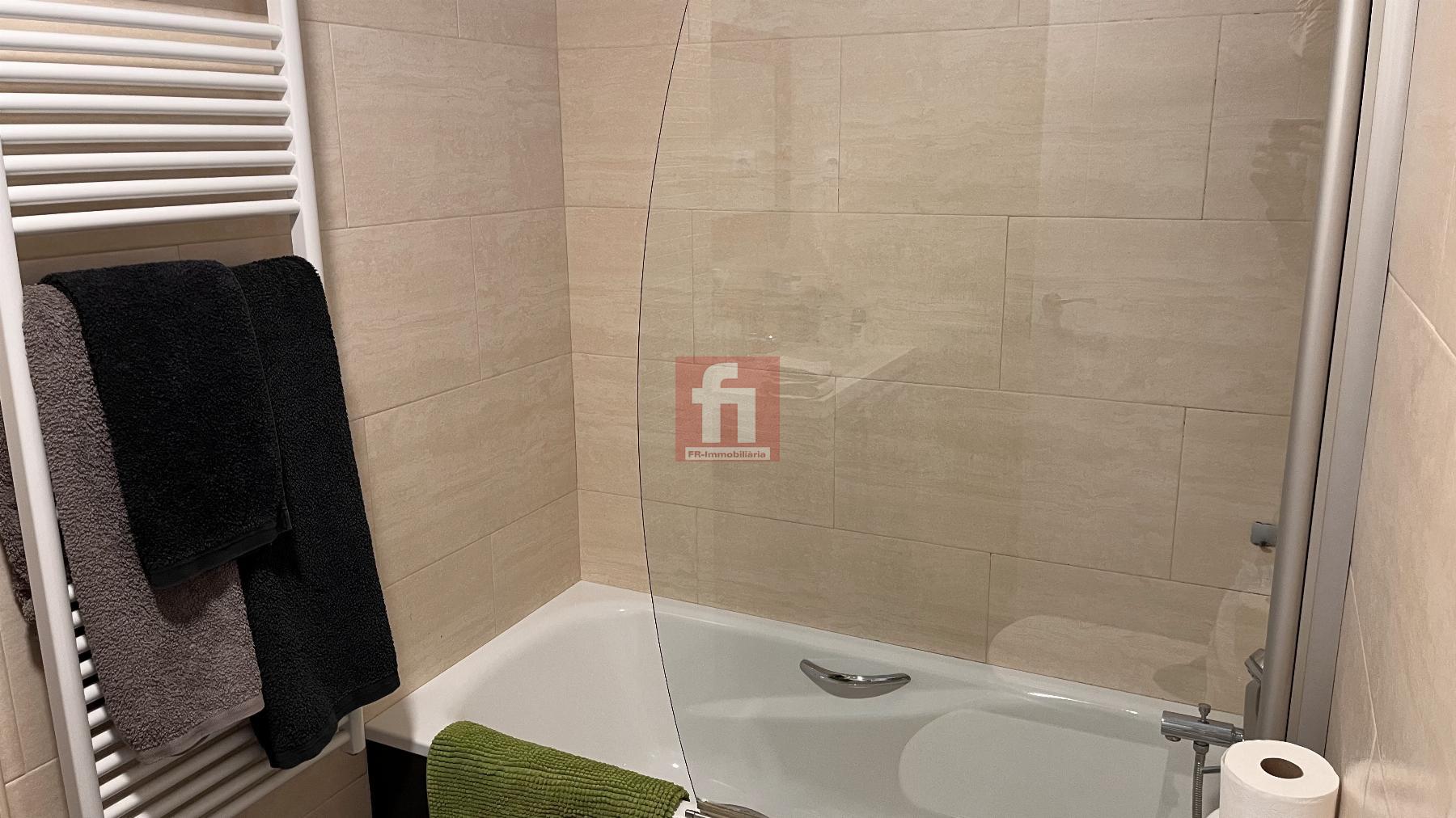 For sale of flat in Vilanova i la Geltrú