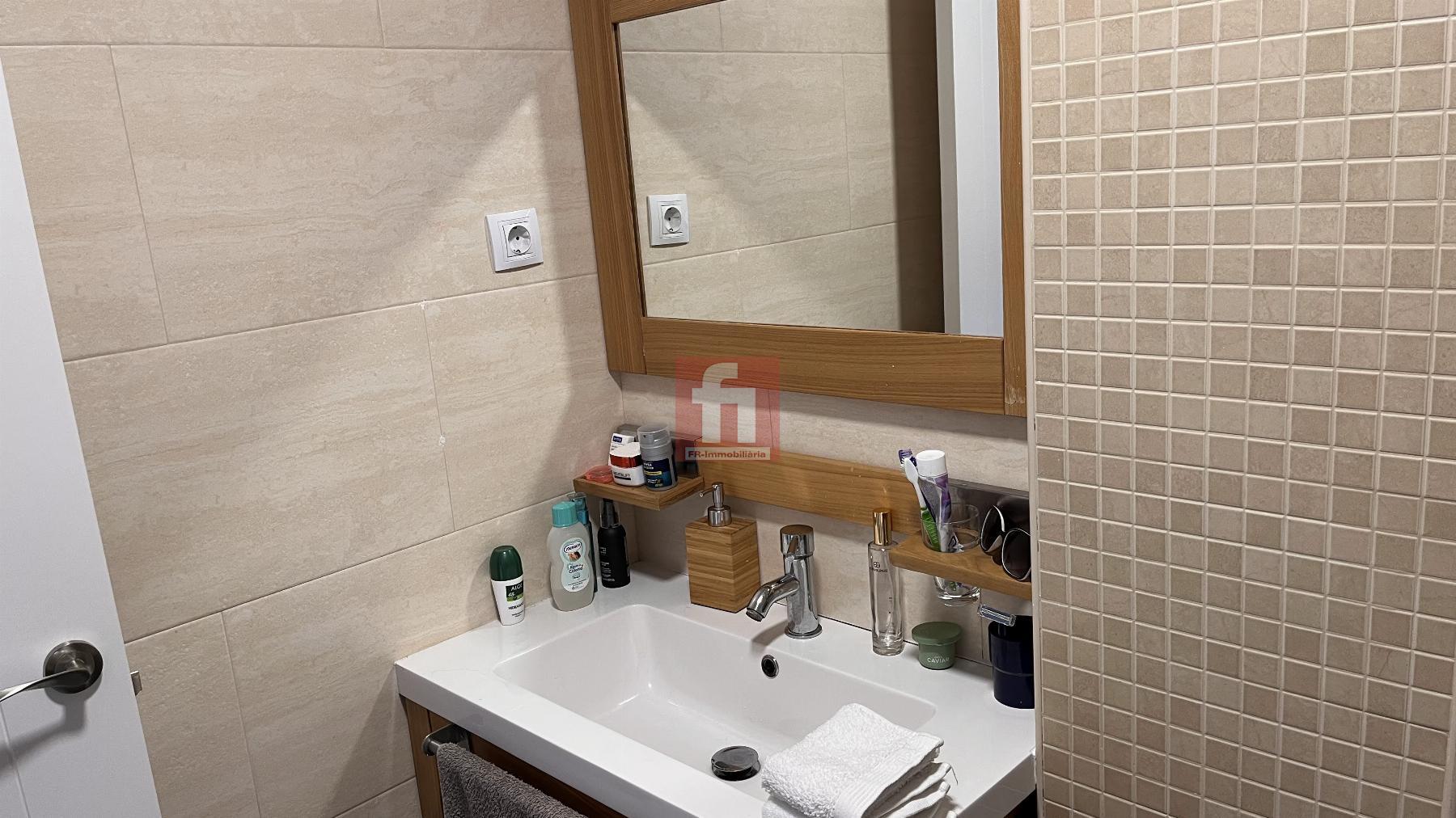 For sale of flat in Vilanova i la Geltrú