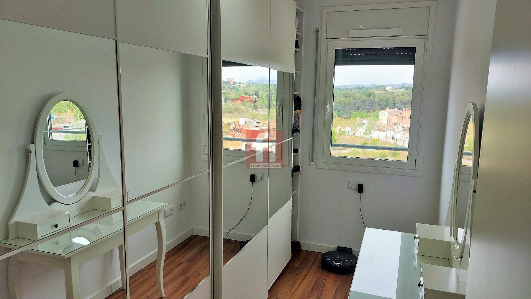 For sale of flat in Sabadell