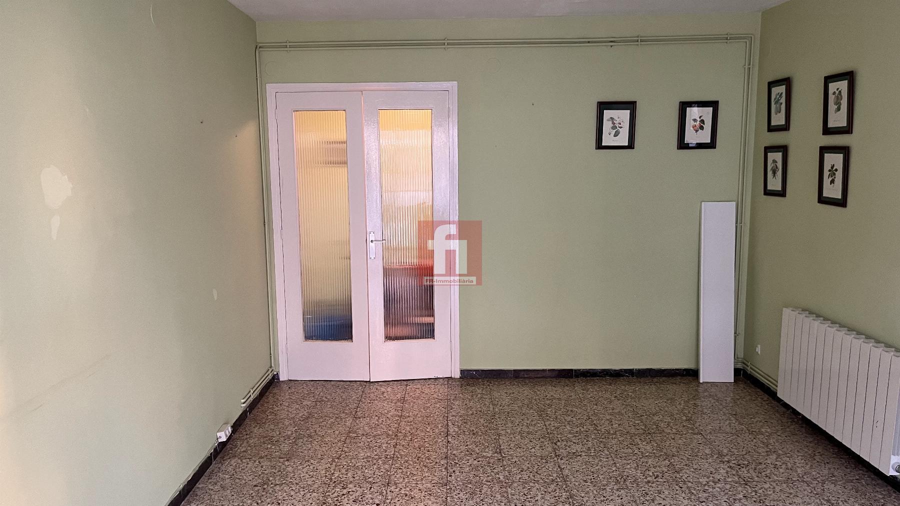 For sale of flat in Cunit