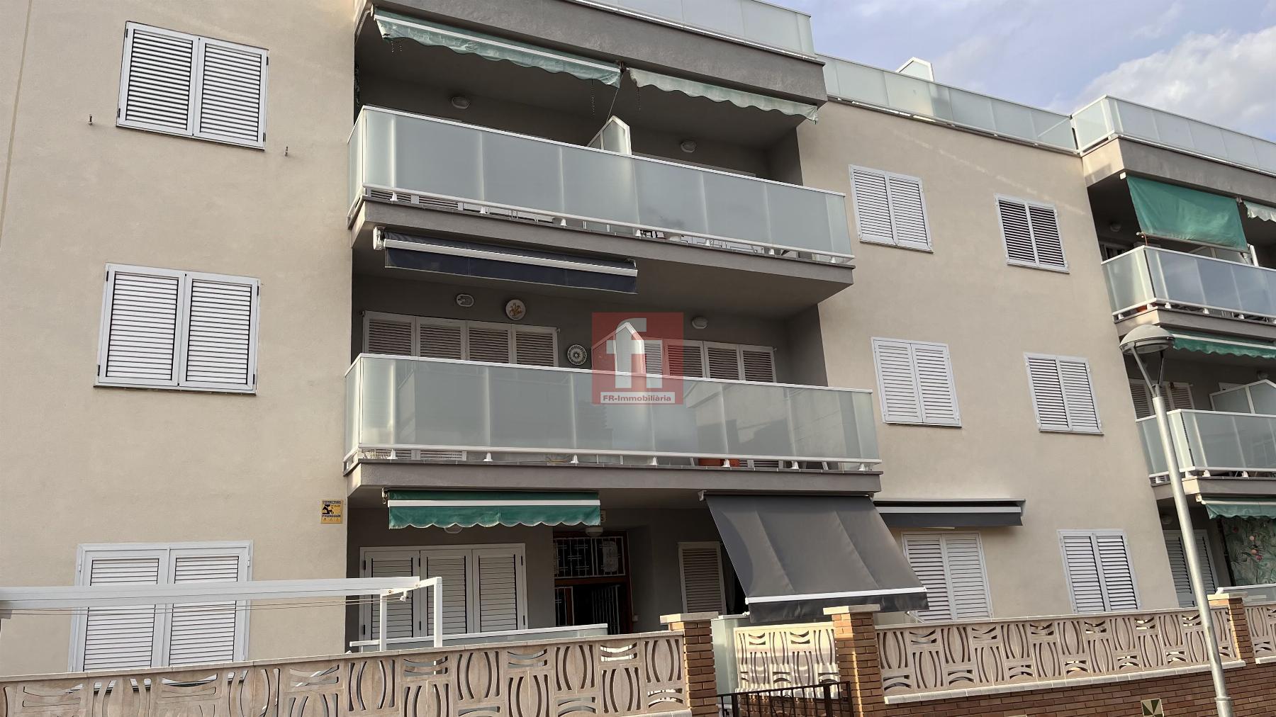 For sale of flat in Cunit