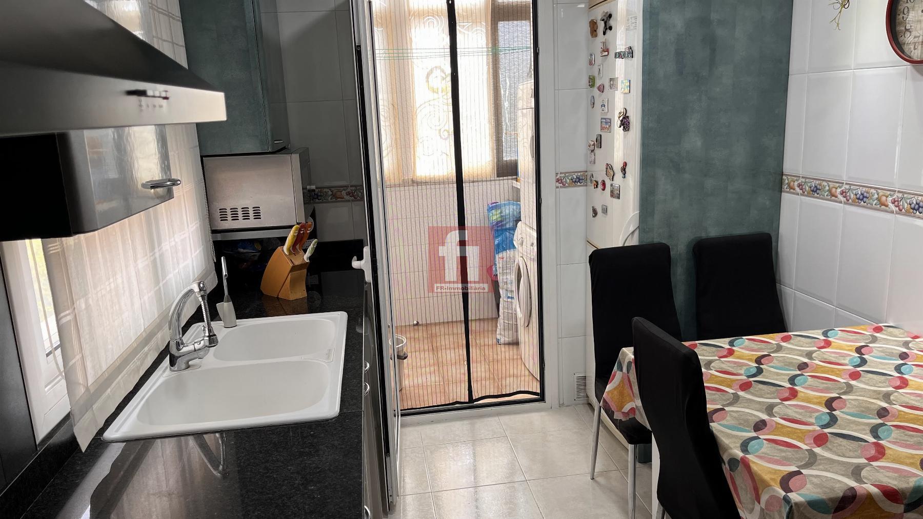 For sale of flat in Arboç l