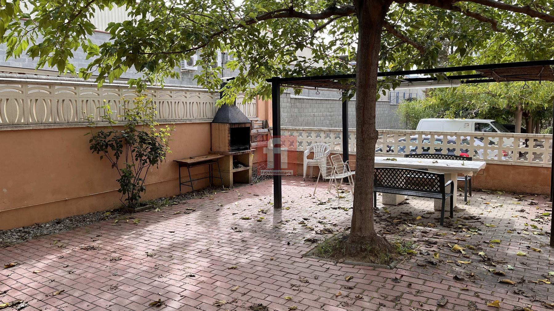 For sale of flat in Arboç l