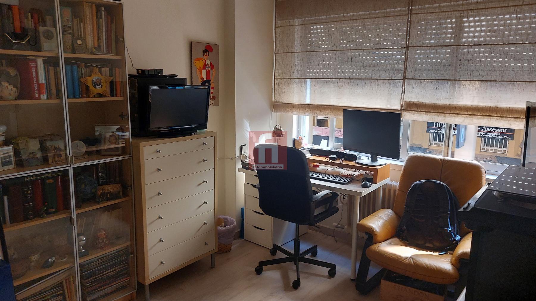 Til salg fra etage i Sabadell