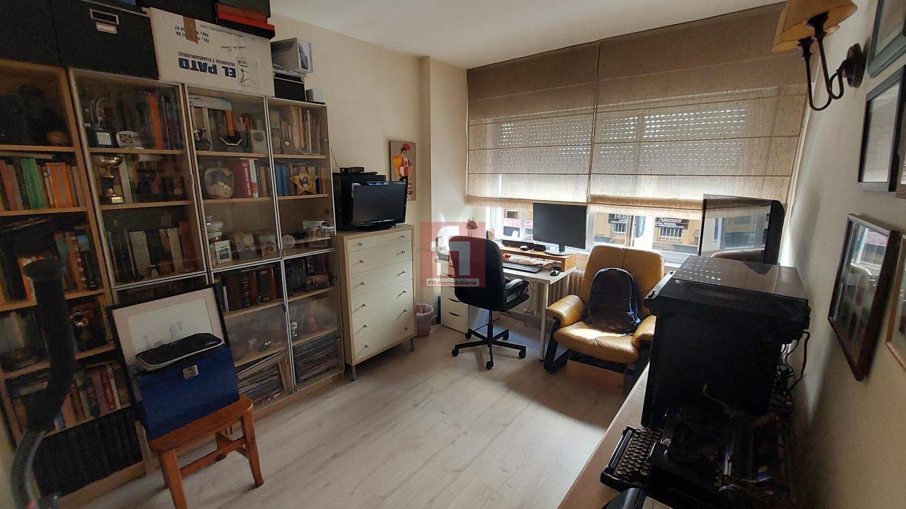 Til salg fra etage i Sabadell