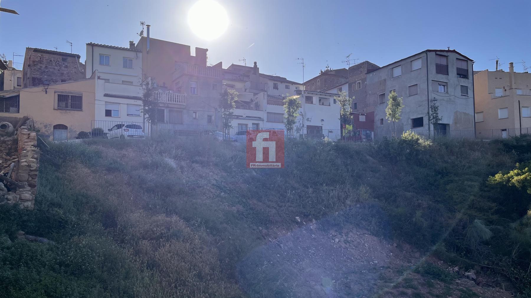 For sale of house in Falset