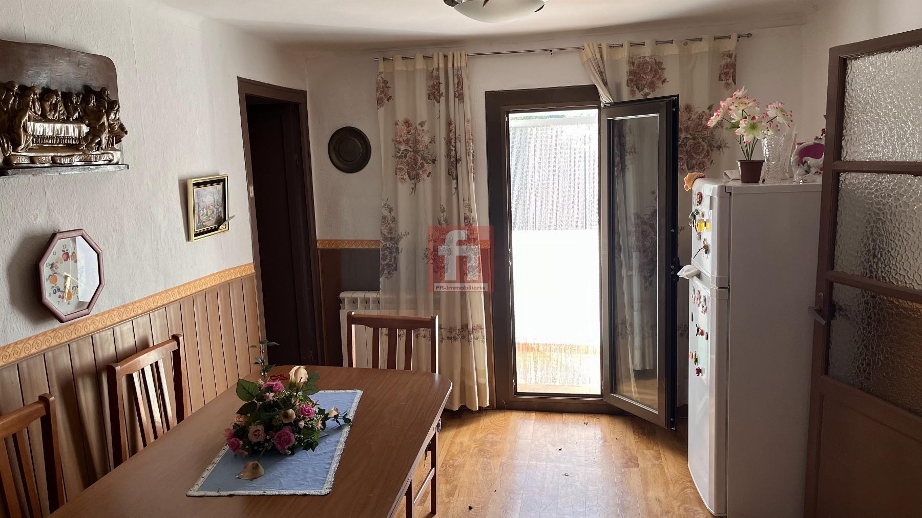 For sale of house in Falset