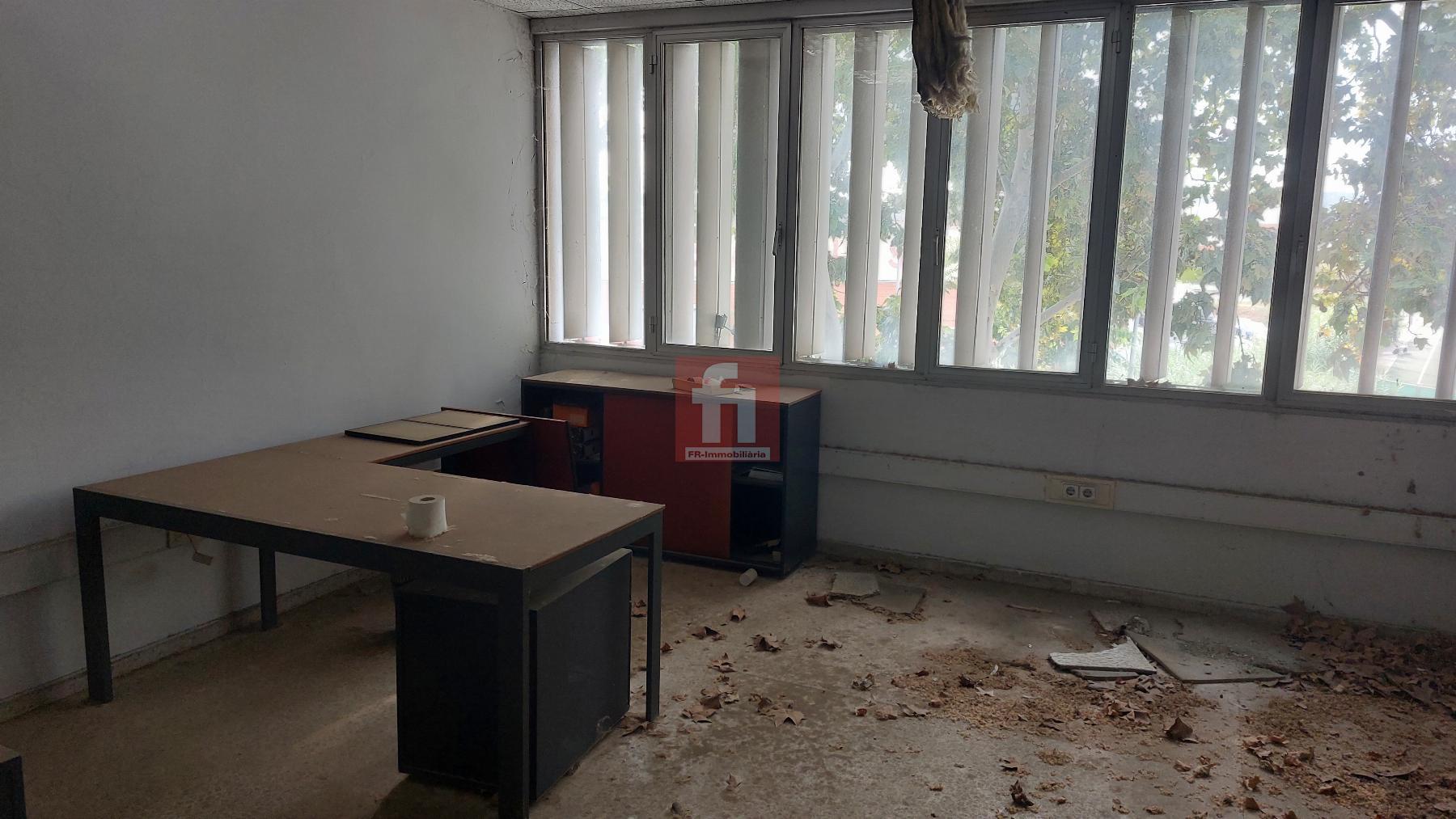 Miete von büro in
 Sabadell
