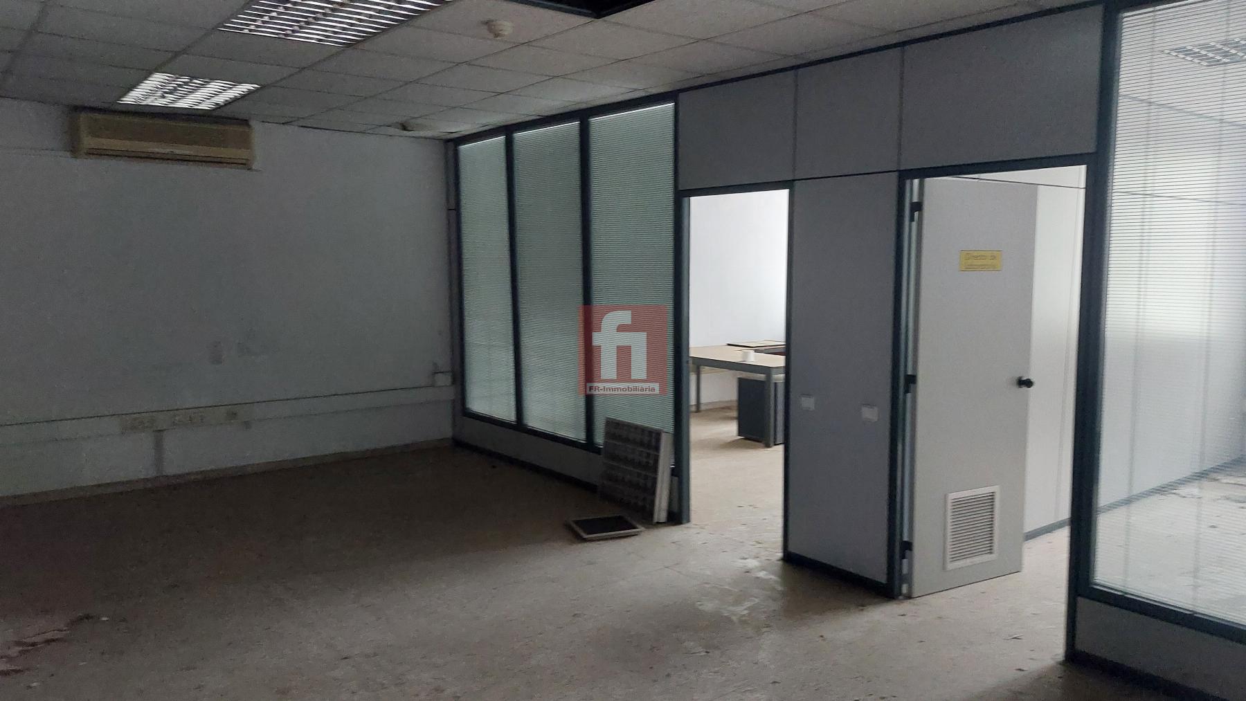 Miete von büro in
 Sabadell
