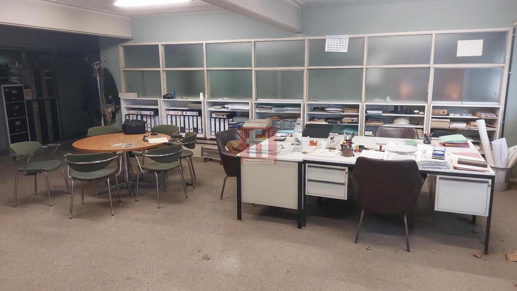 For rent of office in Sabadell