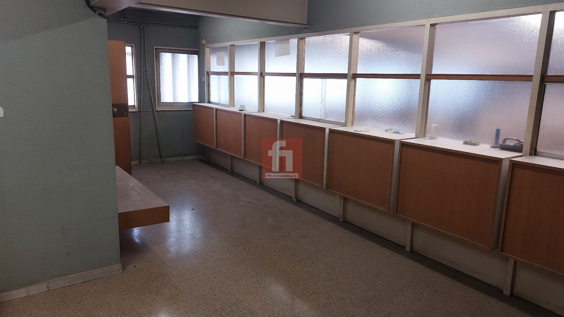 For rent of office in Sabadell