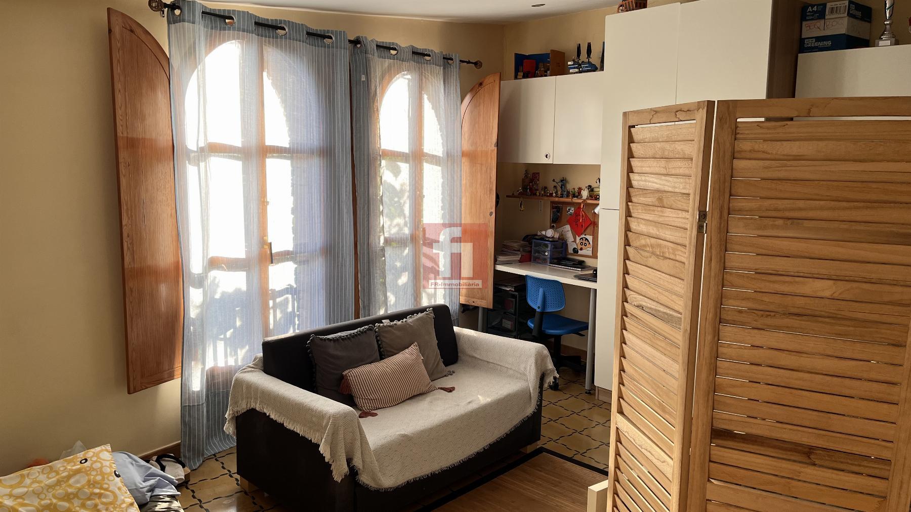 For sale of house in Torrelles de Foix