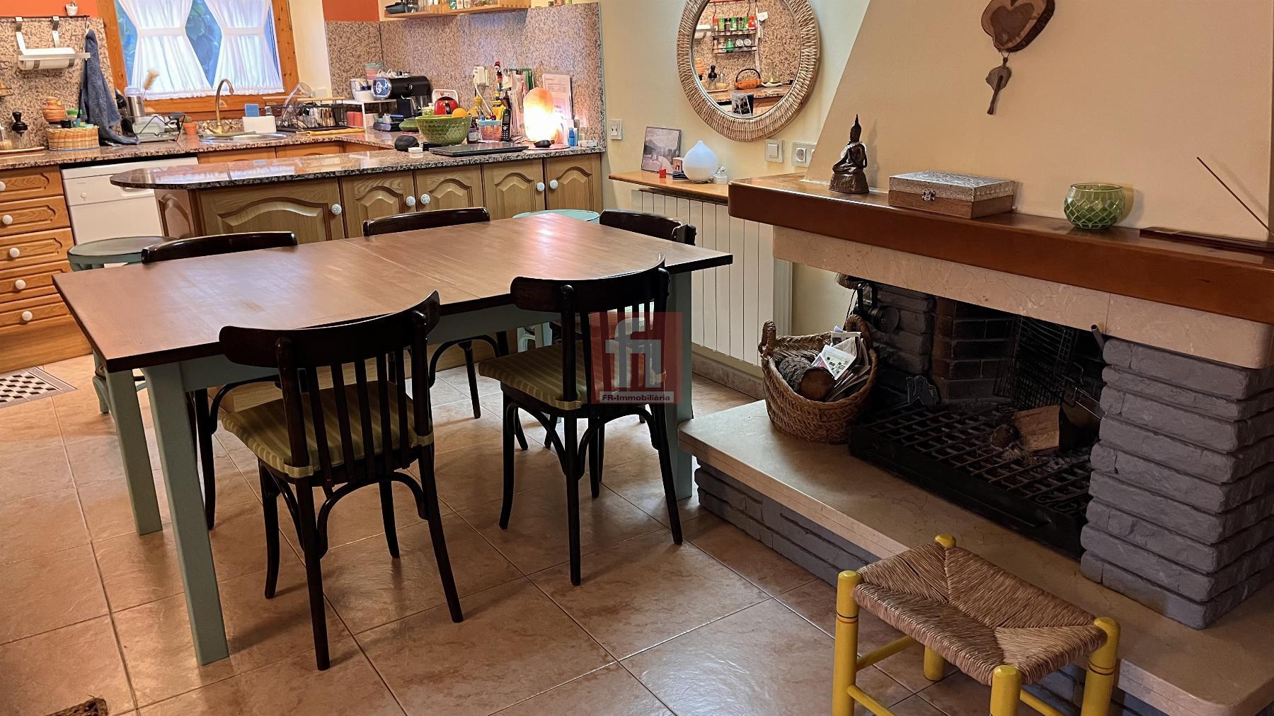 For sale of house in Torrelles de Foix