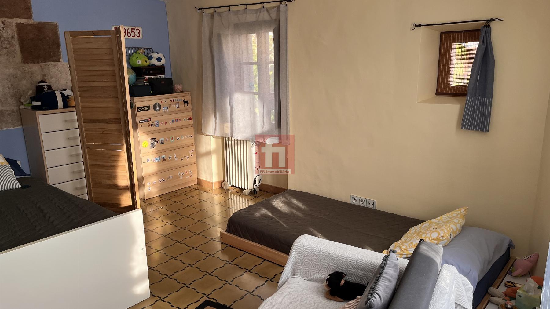 For sale of house in Torrelles de Foix