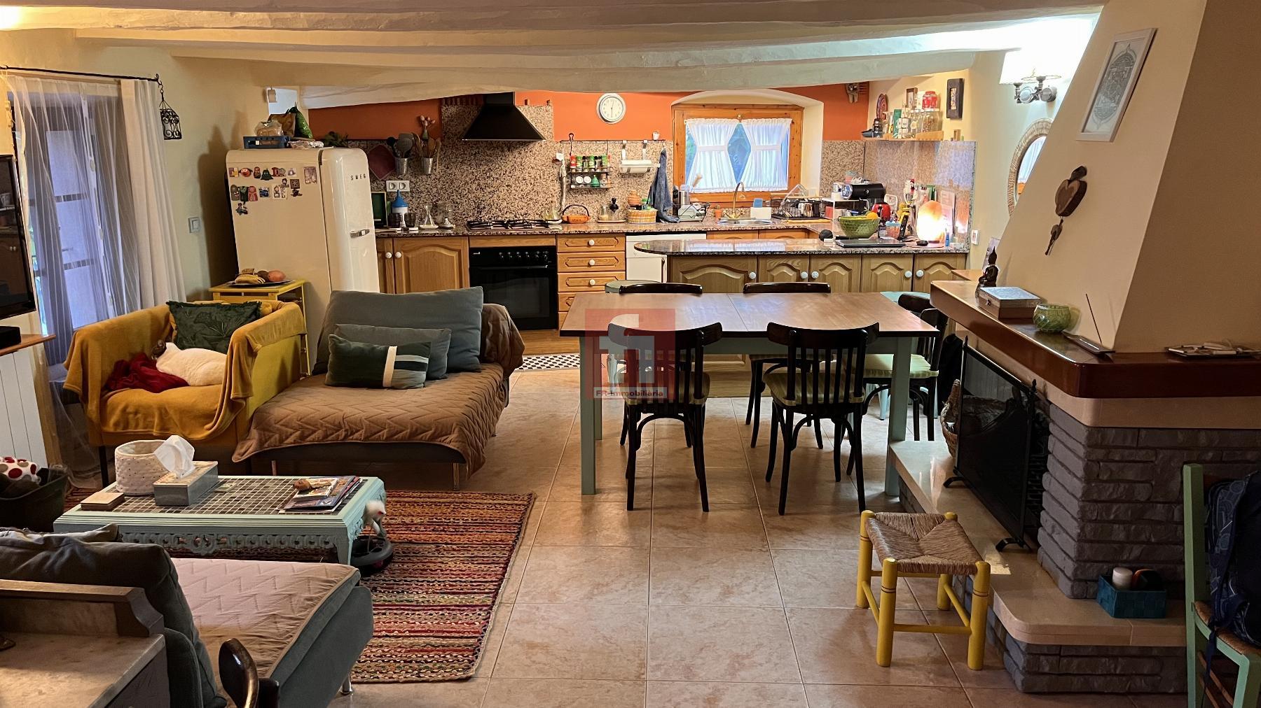 For sale of house in Torrelles de Foix
