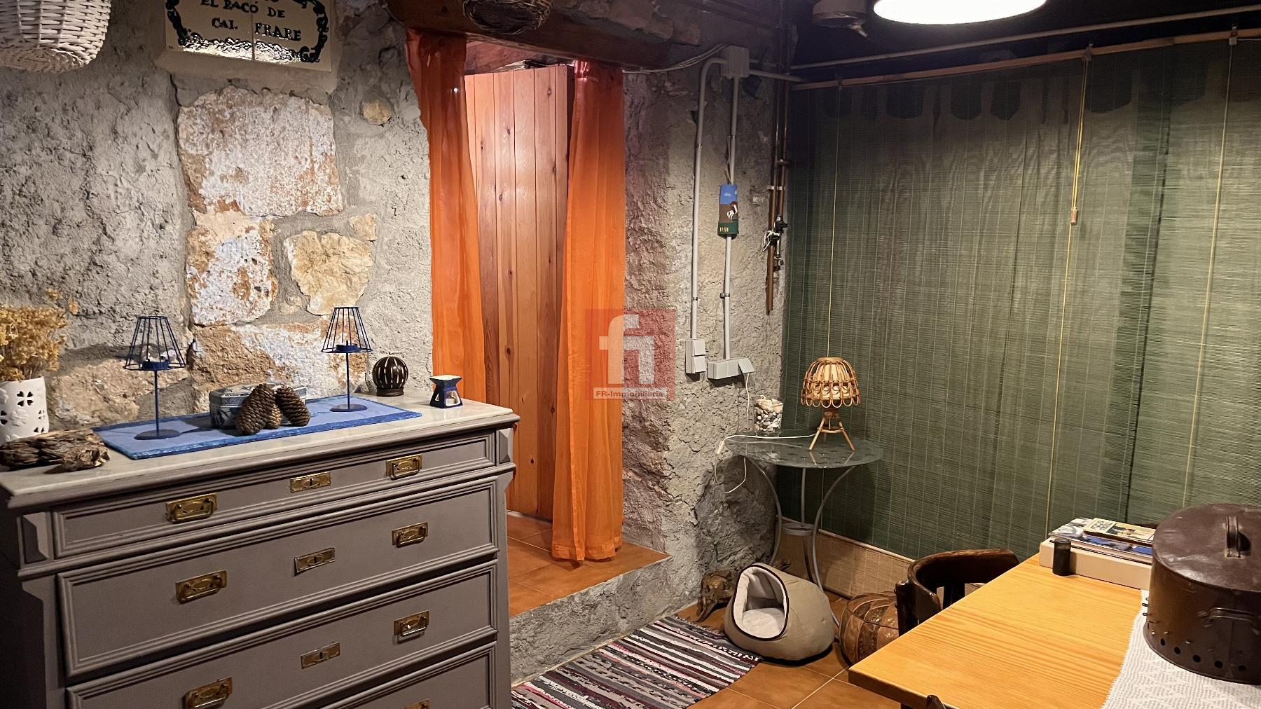 For sale of house in Torrelles de Foix
