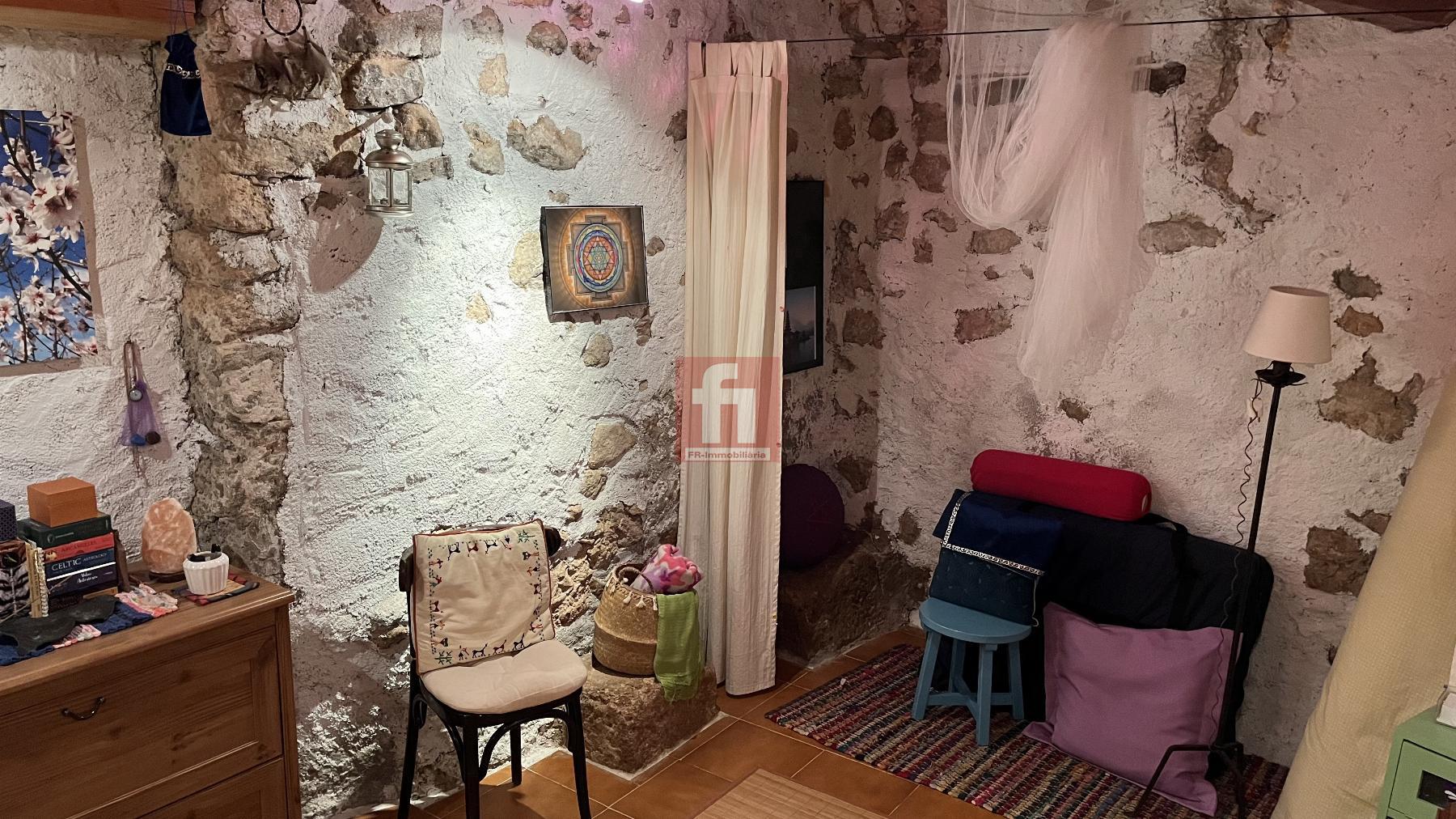 For sale of house in Torrelles de Foix