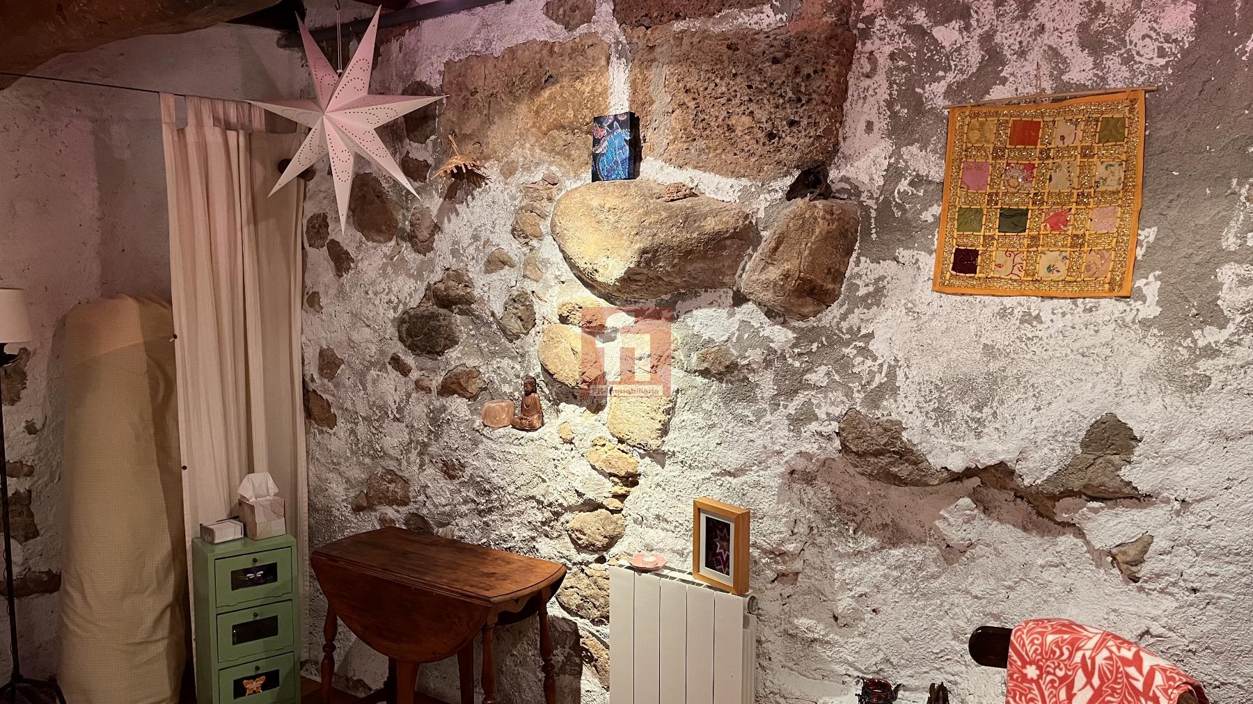 For sale of house in Torrelles de Foix