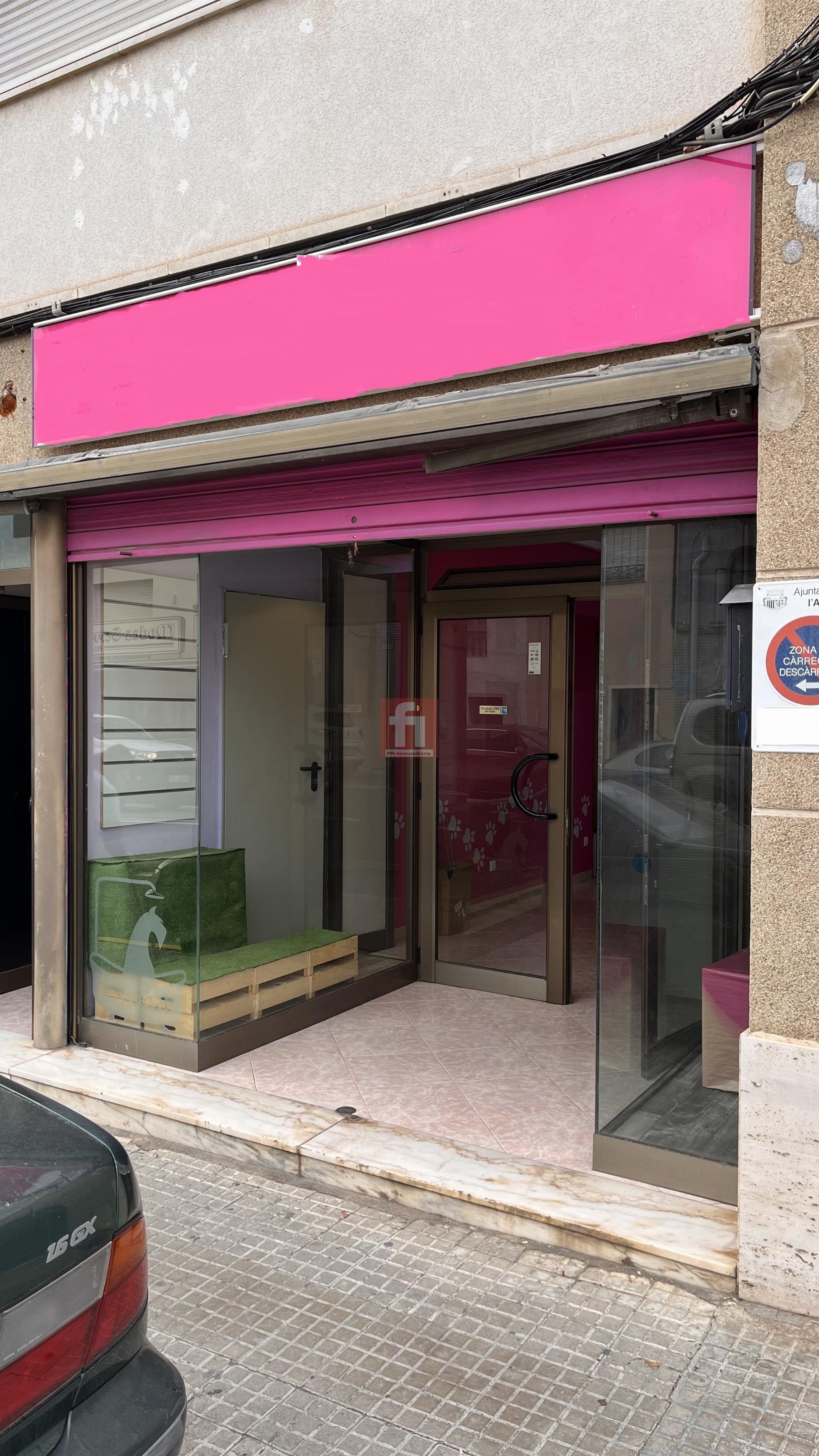 For rent of commercial in Arboç l