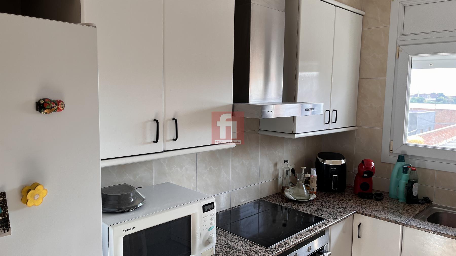 For sale of flat in Òdena