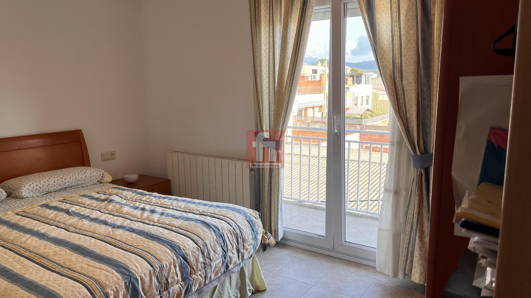 For sale of flat in Òdena
