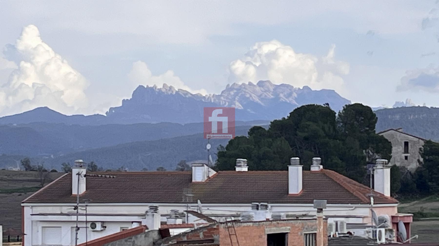 For sale of flat in Òdena