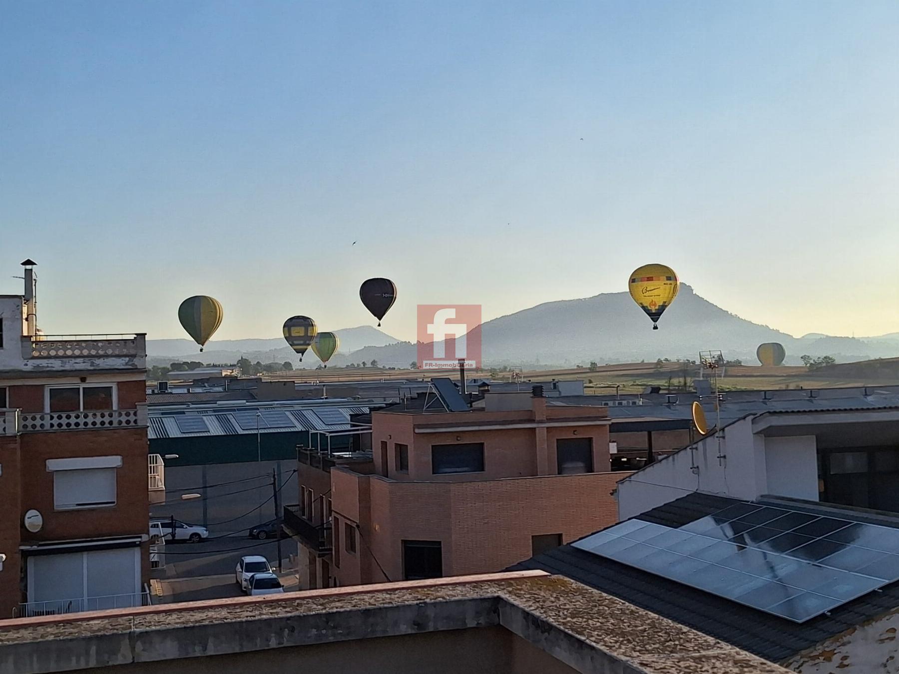 For sale of flat in Òdena