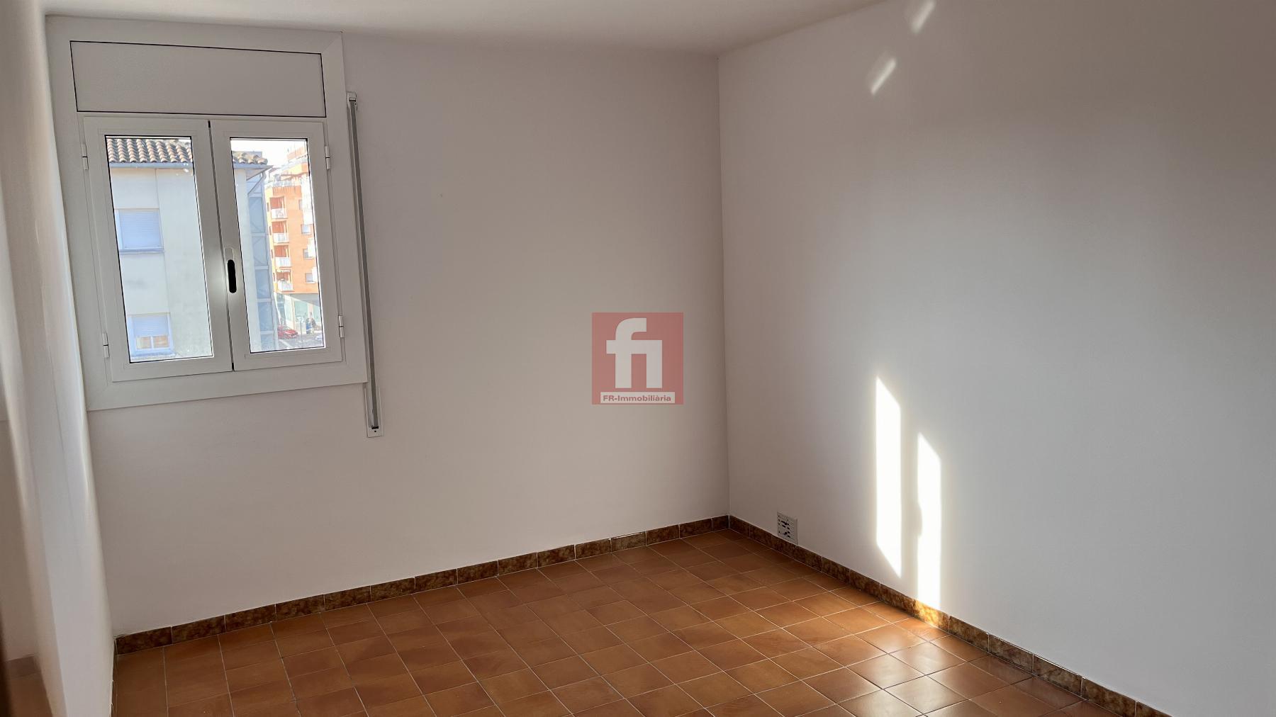 For sale of flat in Vilafranca del Penedès
