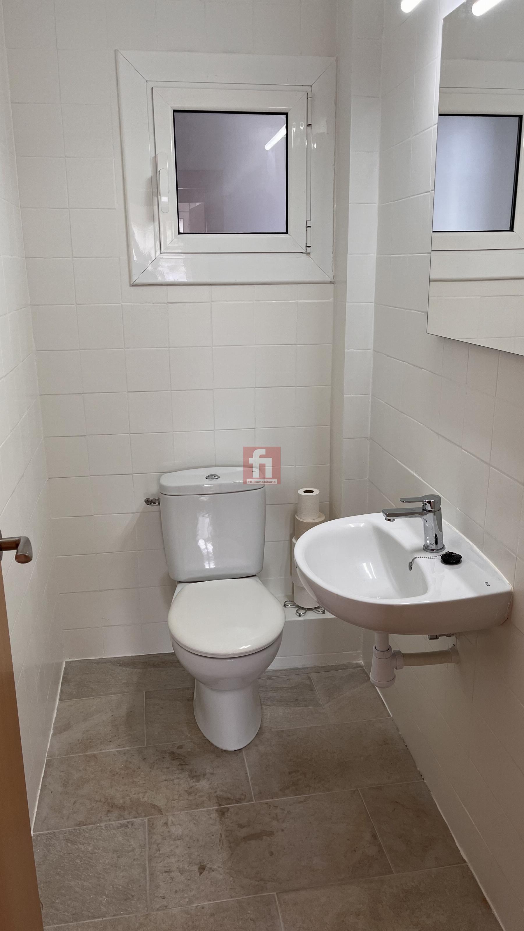 For sale of flat in Vilafranca del Penedès